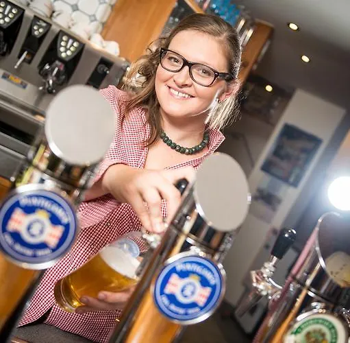 Gasthof Kraxner فندق 3*